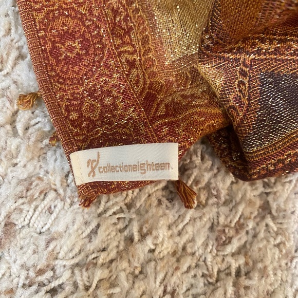 ❄️Collection Eighteen Women’s Scarf❄️ - Picture 12 of 13